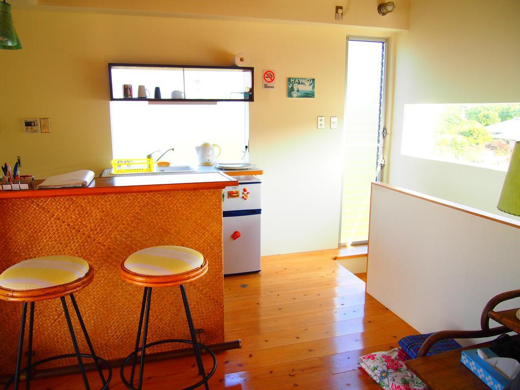 מלון נאקיג'ין Keiki Beachhouse & Cafe מראה חיצוני תמונה