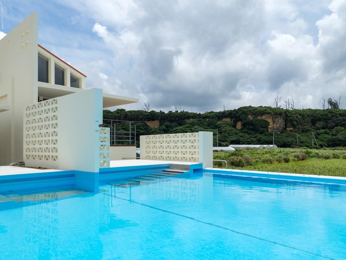 מלון נאקיג'ין Keiki Beachhouse & Cafe מראה חיצוני תמונה
